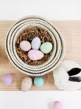 Load image into Gallery viewer, Amari Round Bowl - Black (Set of 4)