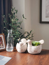 Load image into Gallery viewer, Terracotta Pot - Turtle Dove